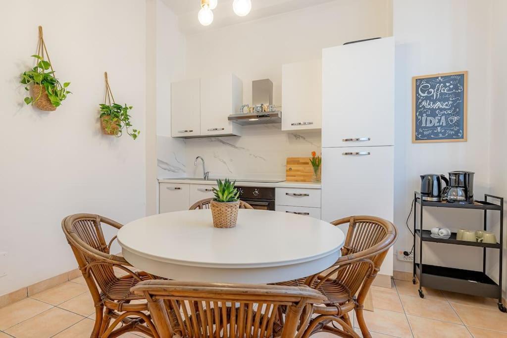 Rio'S Cozy Apartment In The Heart Of Como Bagian luar foto